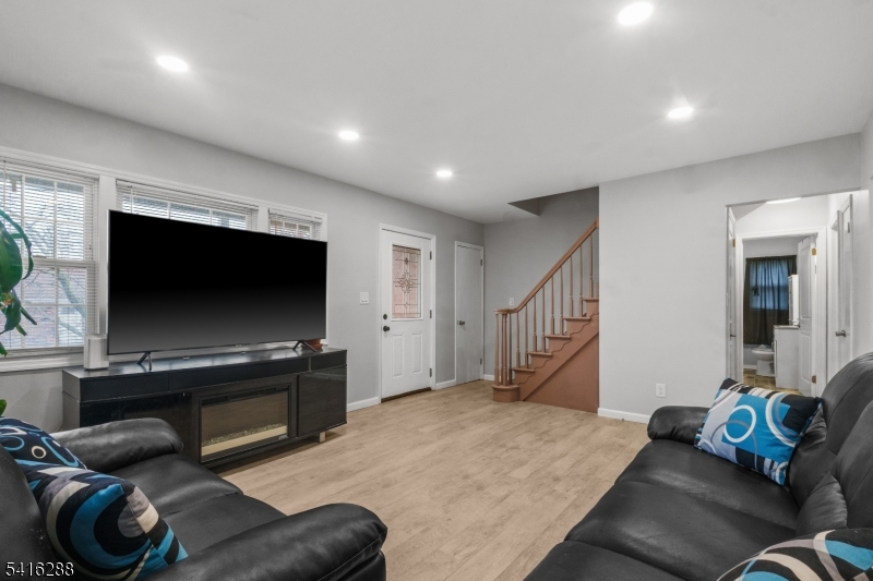 141 Prospect St
