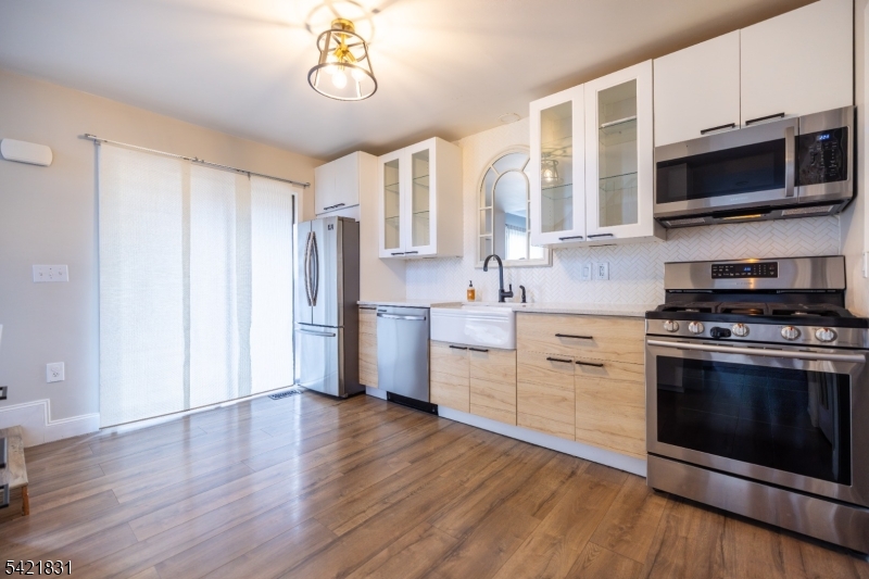 25 Bloomingdale Dr 2C