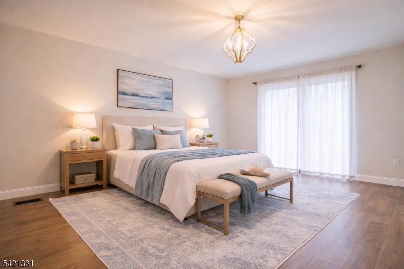 25 Bloomingdale Dr 2C