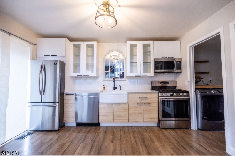 25 Bloomingdale Dr 2C