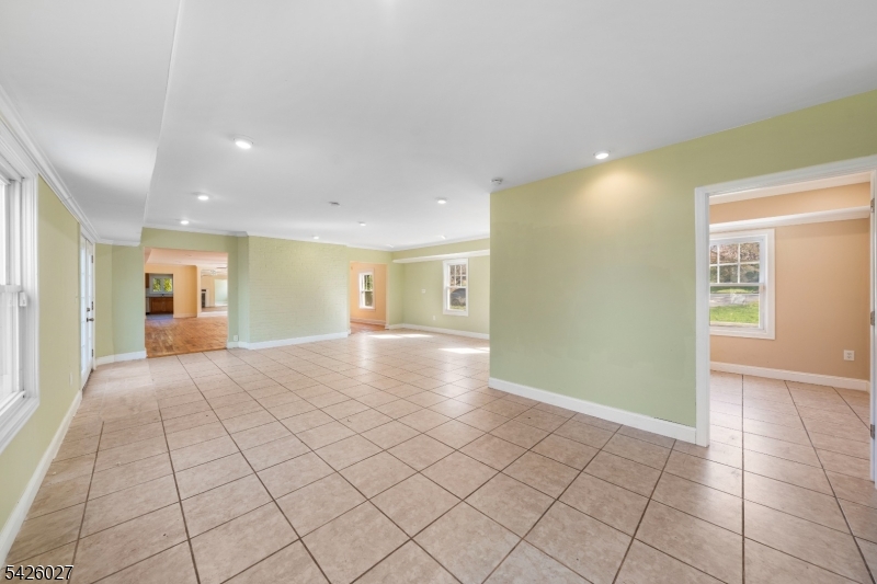 1118-28 Woodland Ave