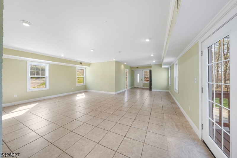 1118-28 Woodland Ave