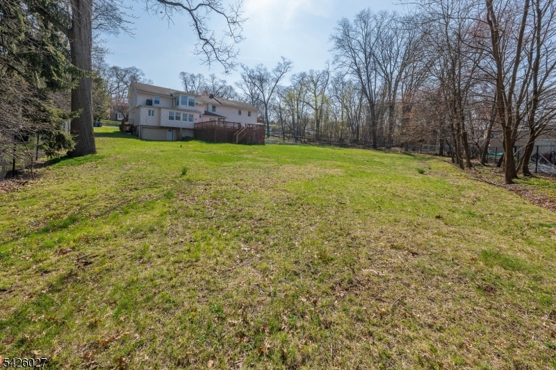 1118-28 Woodland Ave