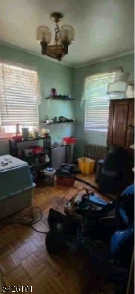 305 Woodlawn Ave