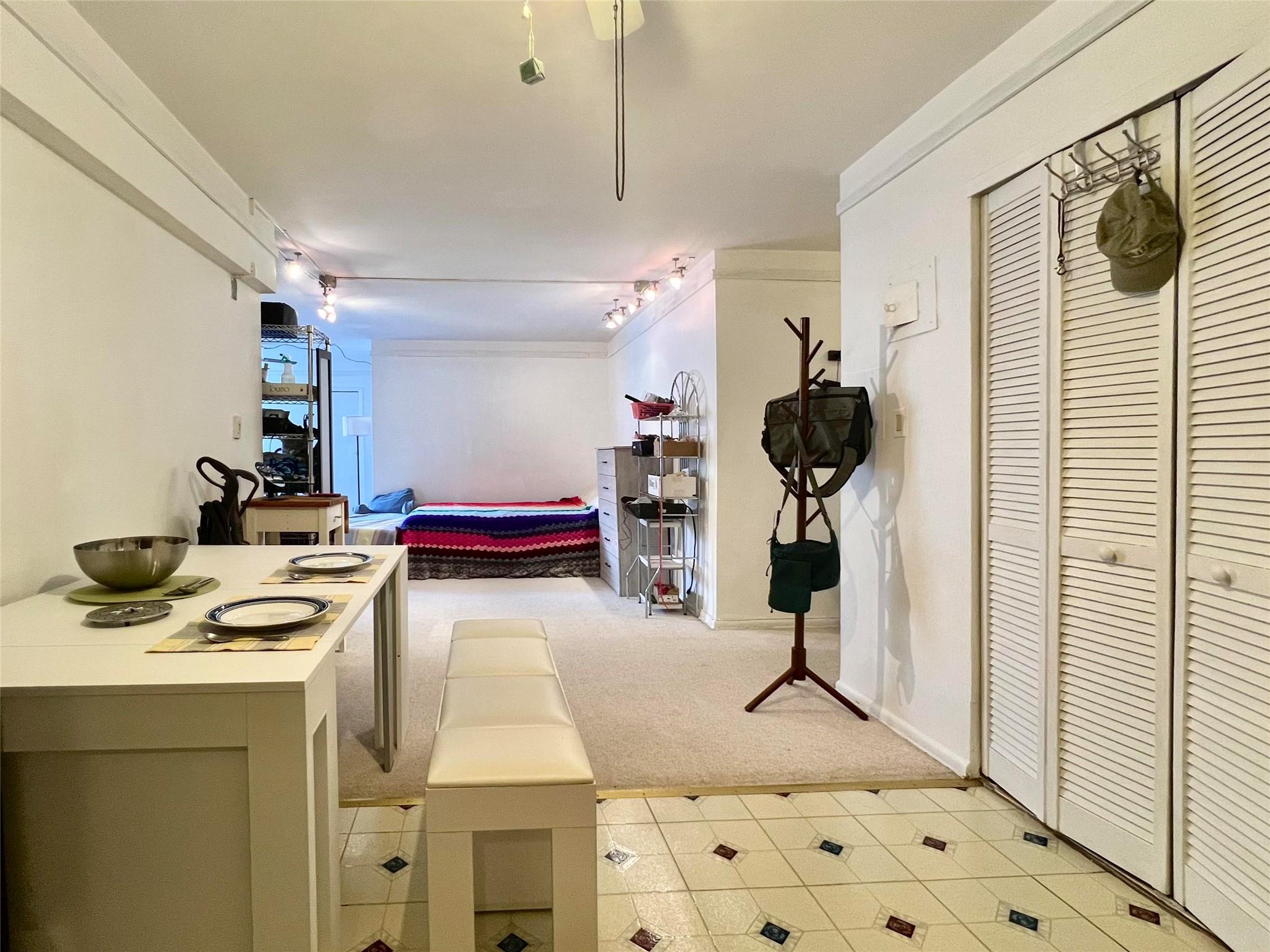 142-05 Roosevelt Avenue Unit: 301