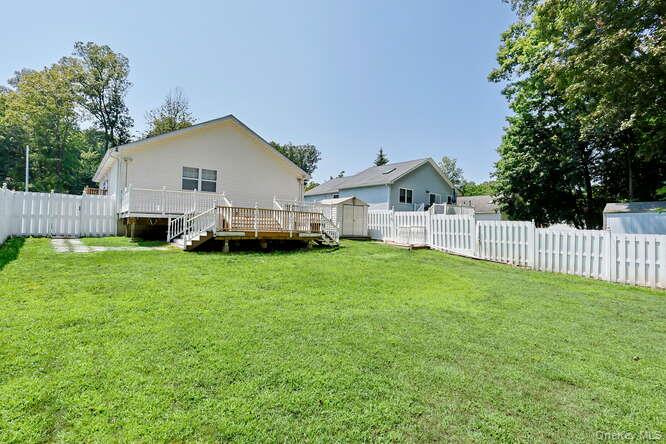 19 Pleasant Avenue
