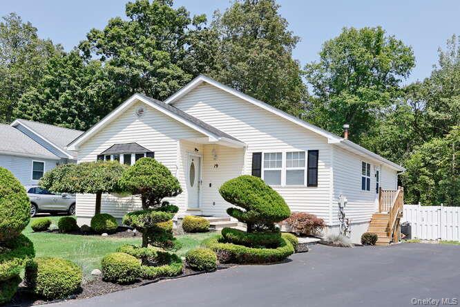 19 Pleasant Avenue