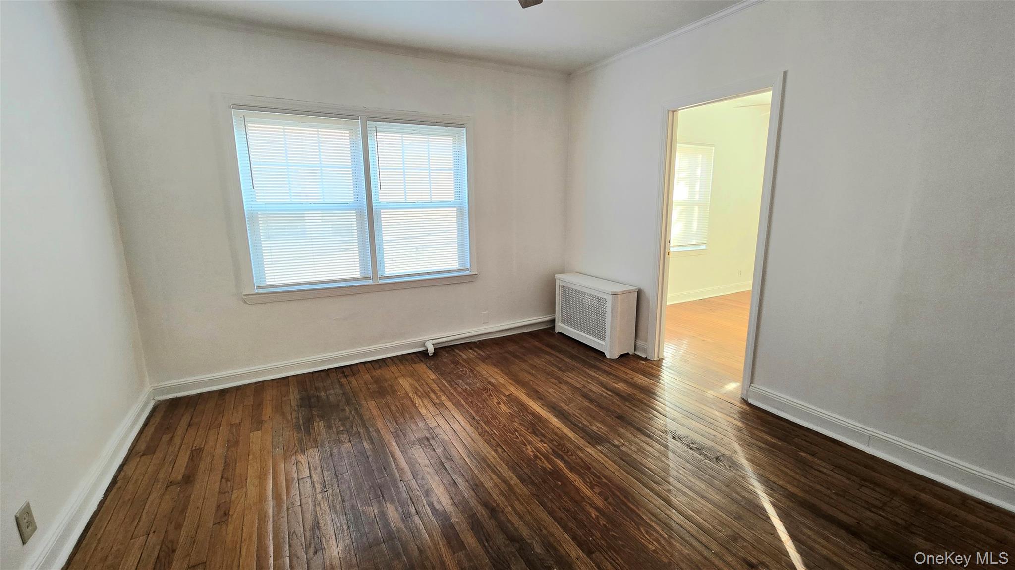 68-09 Alderton Street Unit: 2nd Fl