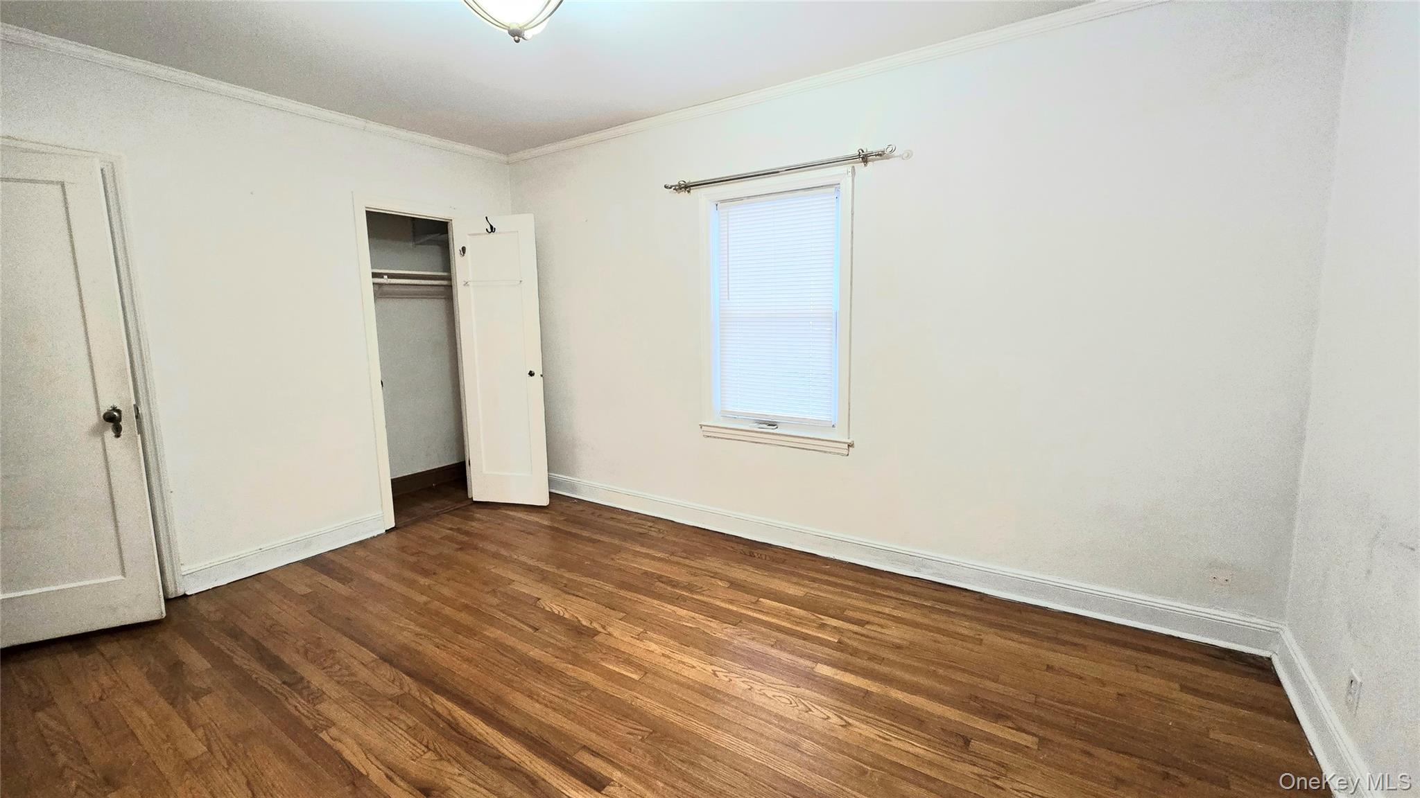 68-09 Alderton Street Unit: 1st Fl