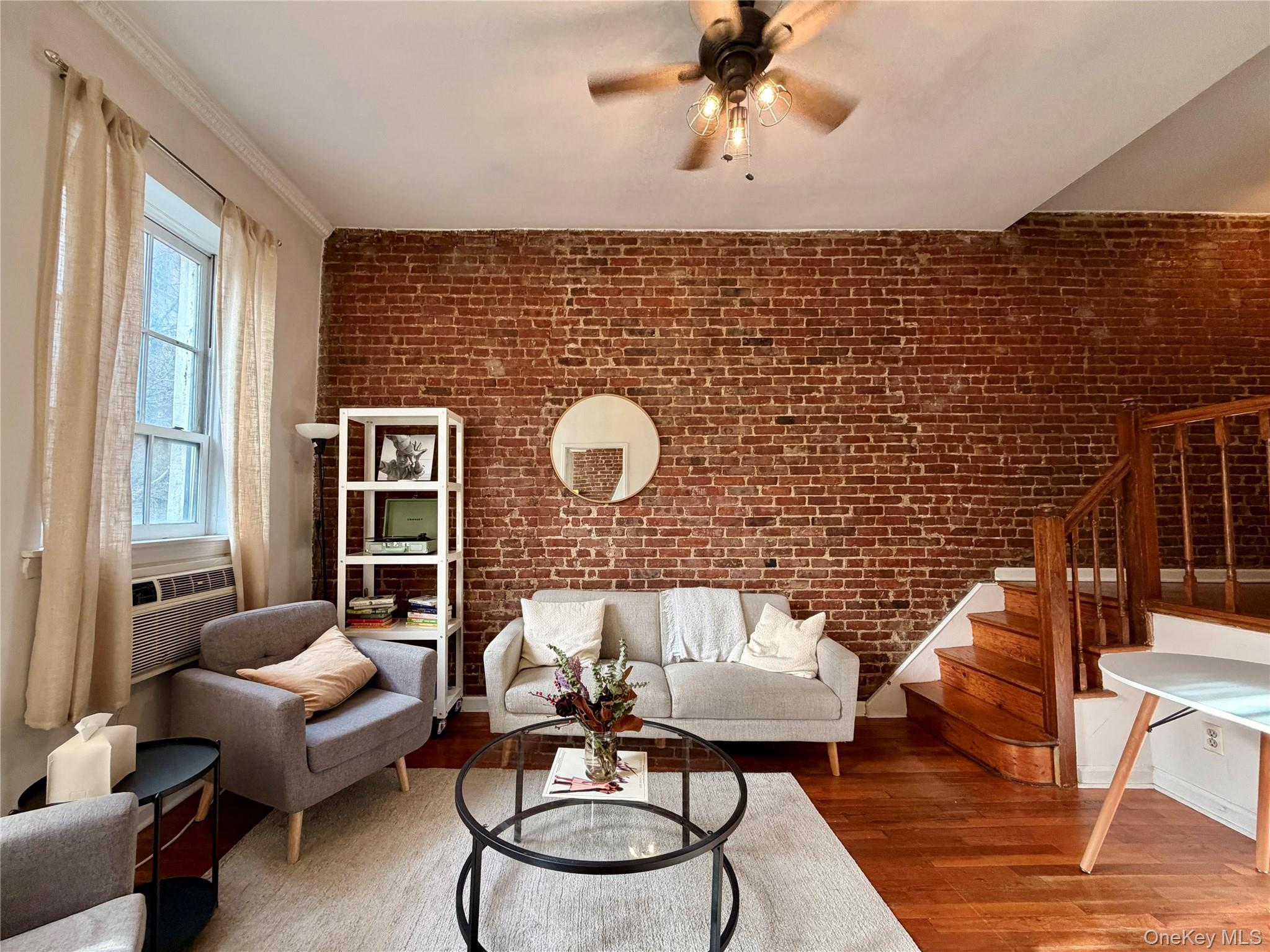 53 W 76 Street Unit: 7