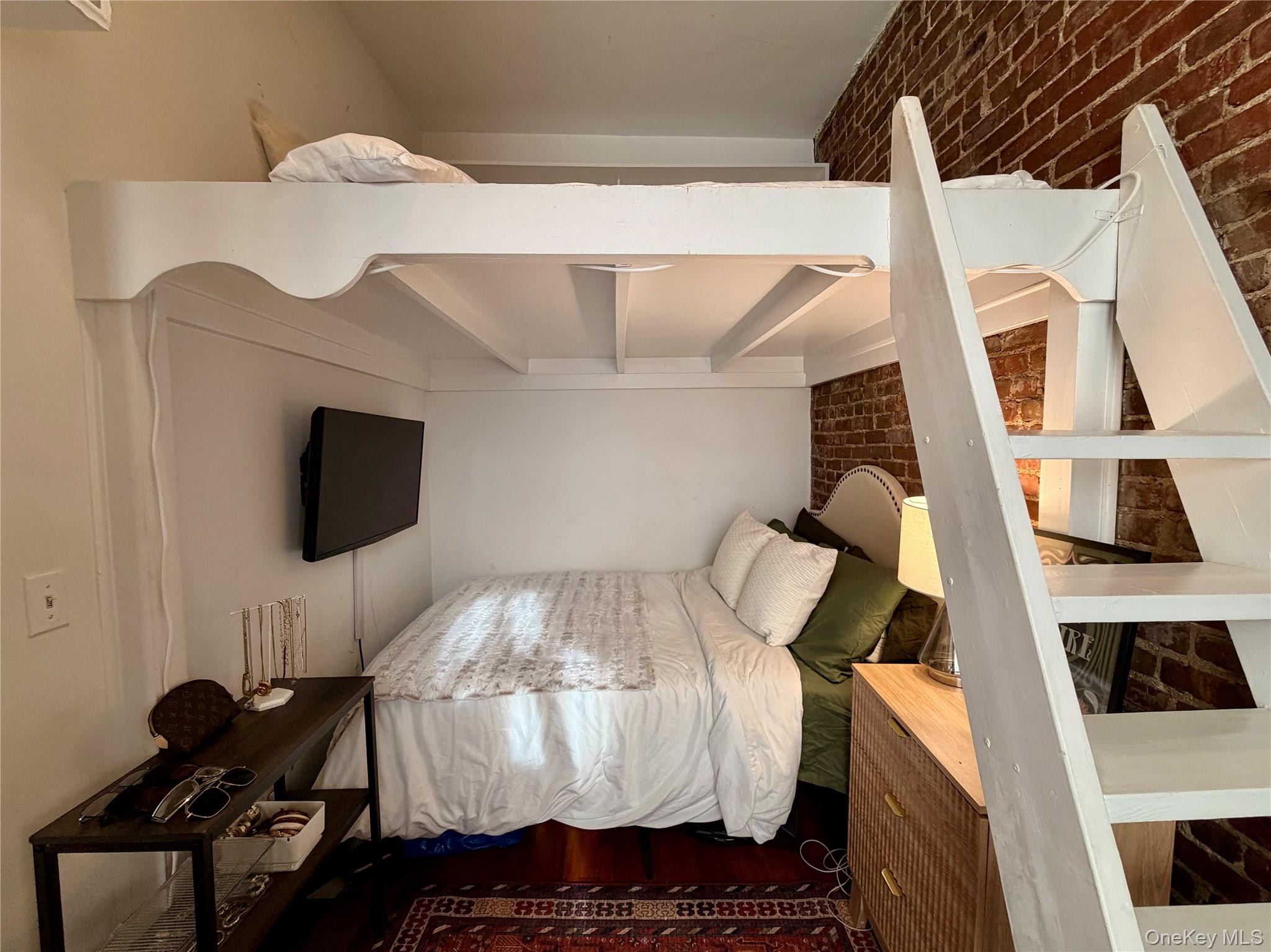 53 W 76 Street Unit: 7