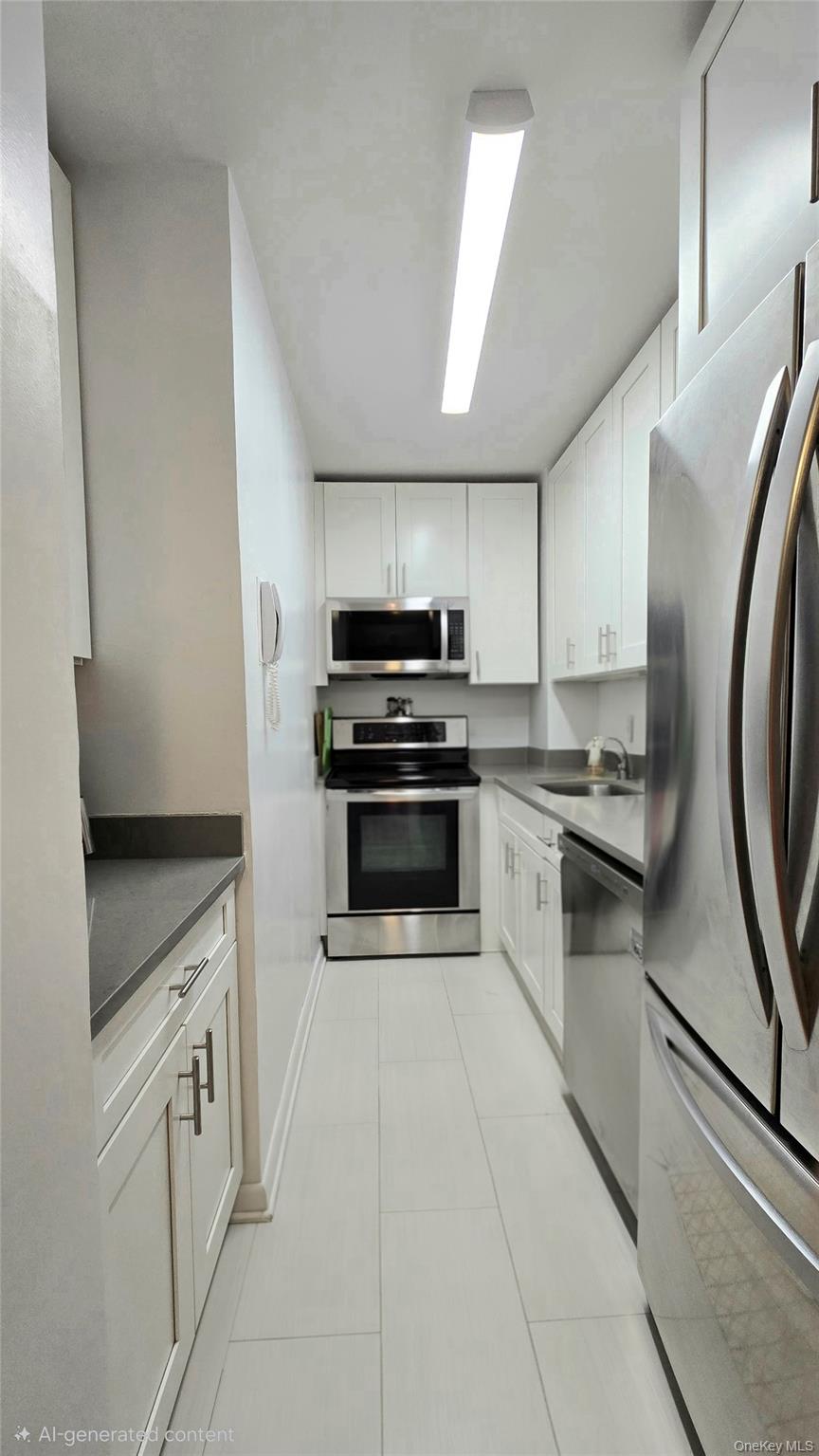 77 W 55th Street Unit: 15H