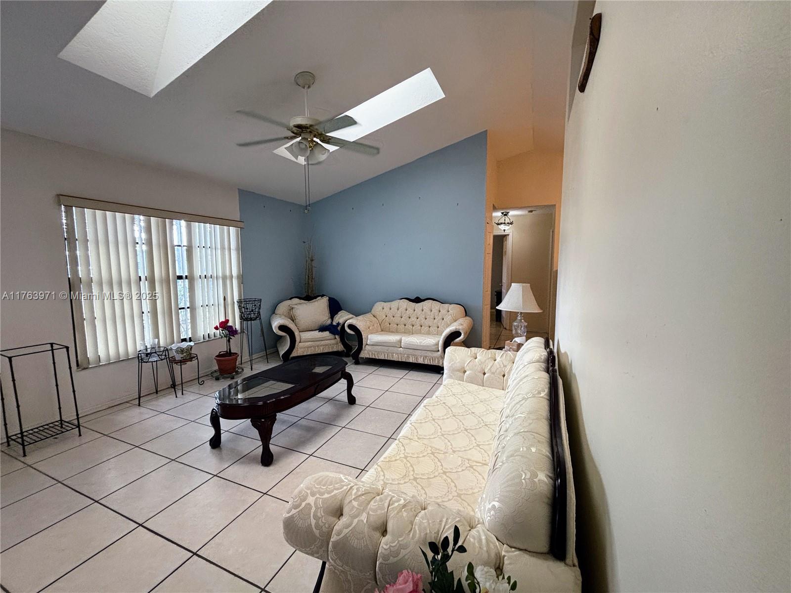 313 SE Yardley Ter, Port St. Lucie