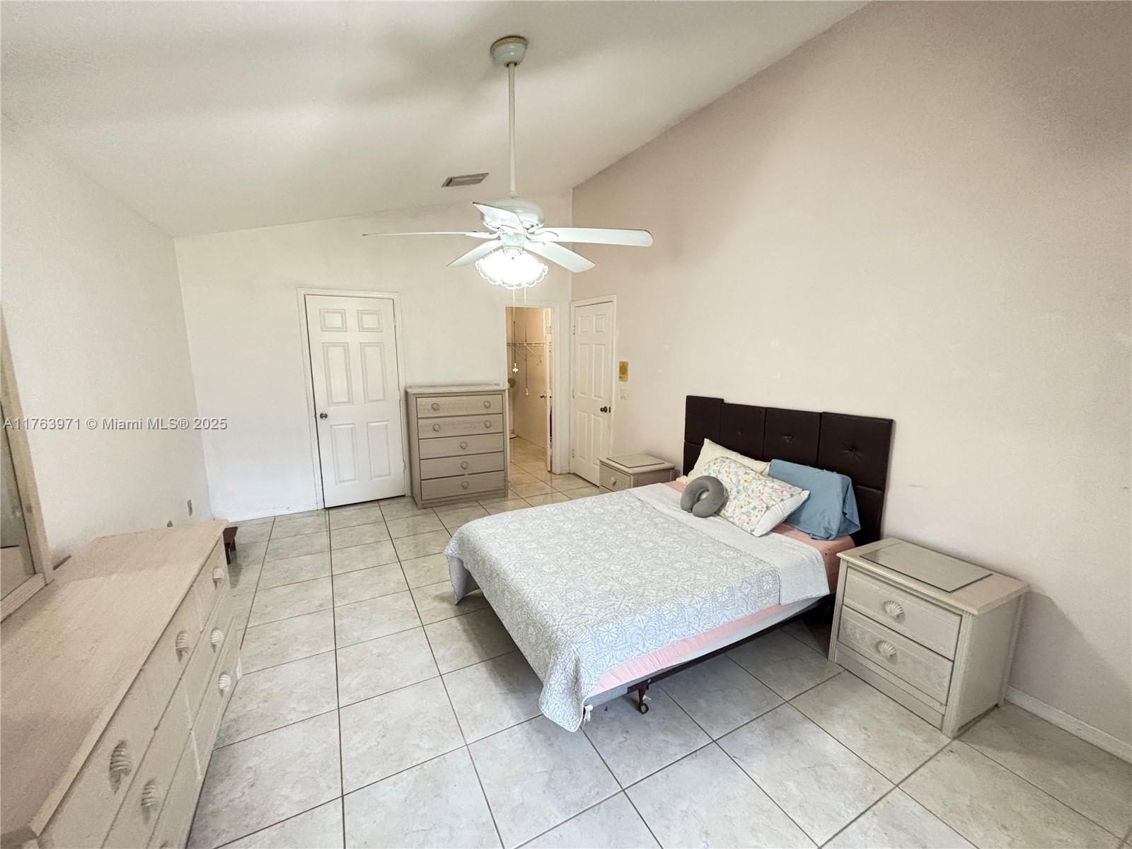 313 SE Yardley Ter, Port St. Lucie