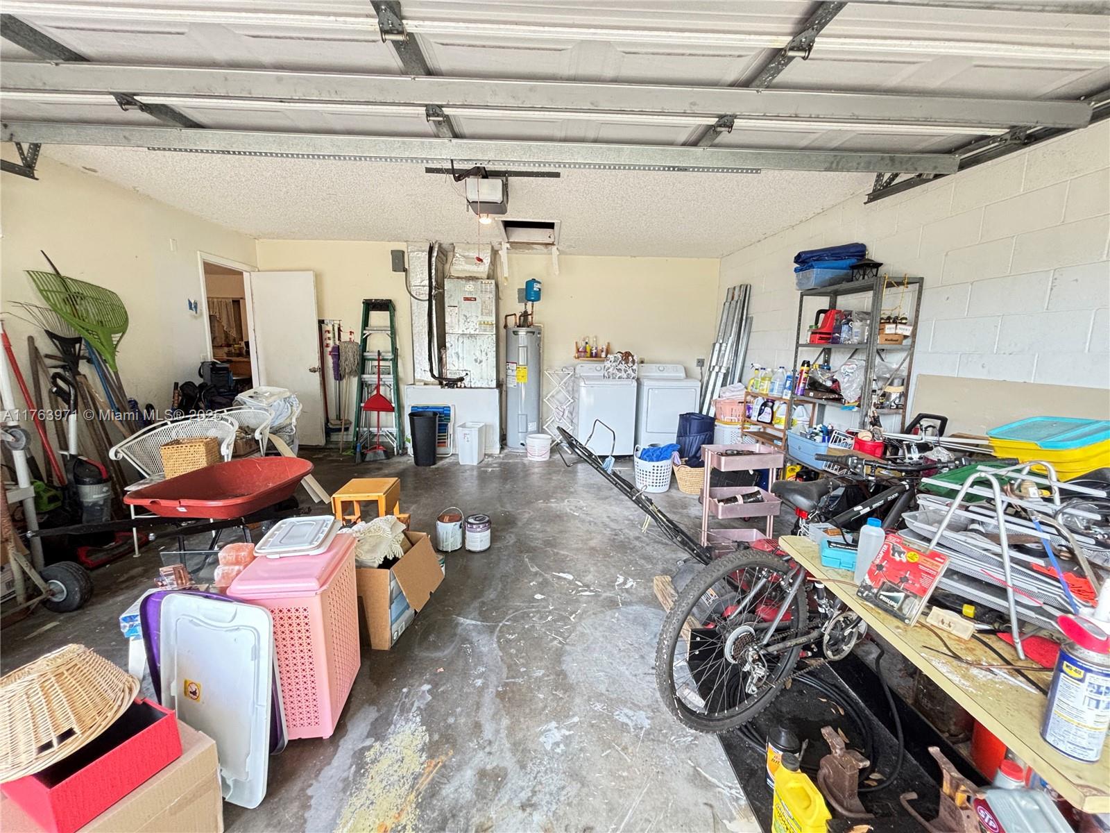 313 SE Yardley Ter, Port St. Lucie