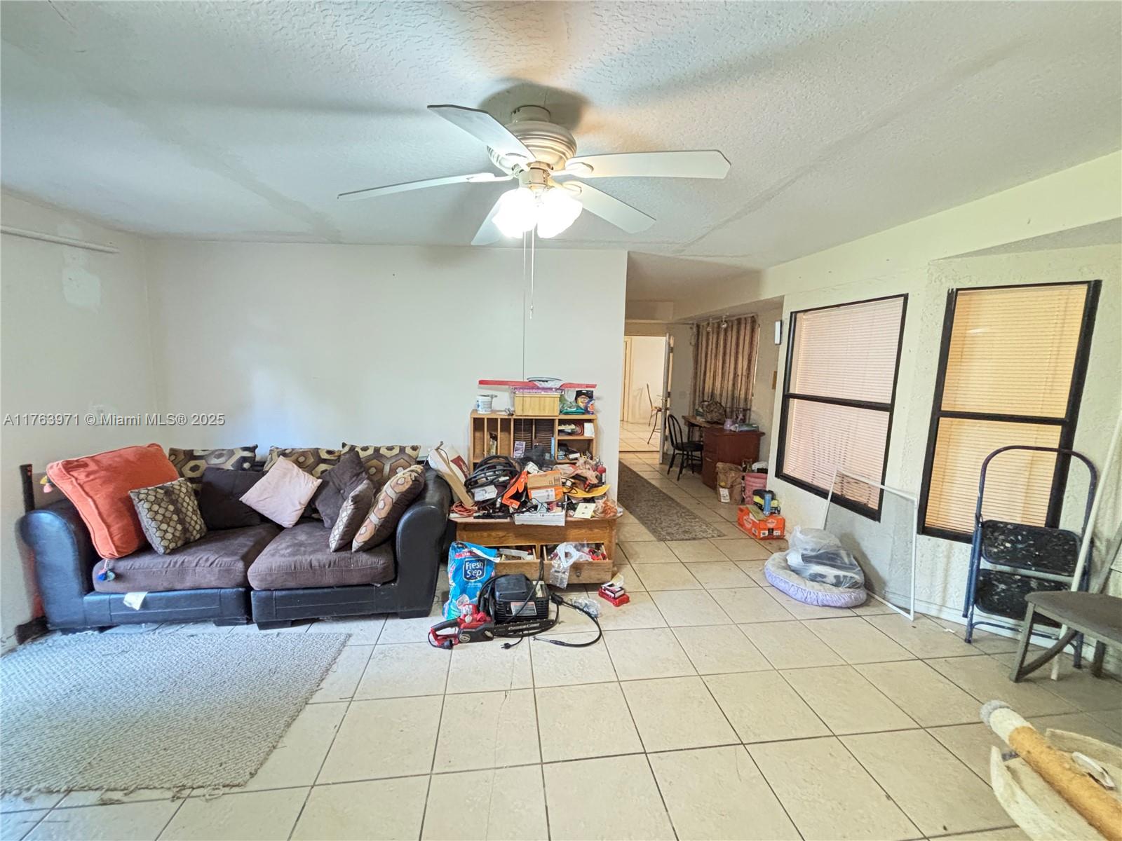 313 SE Yardley Ter, Port St. Lucie