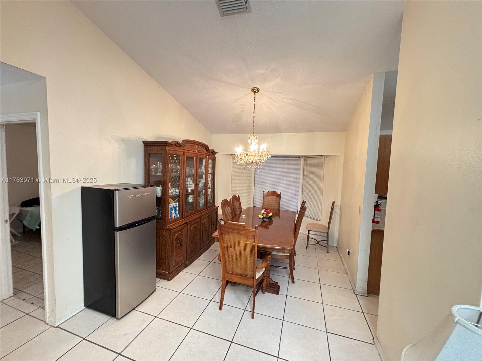 313 SE Yardley Ter, Port St. Lucie