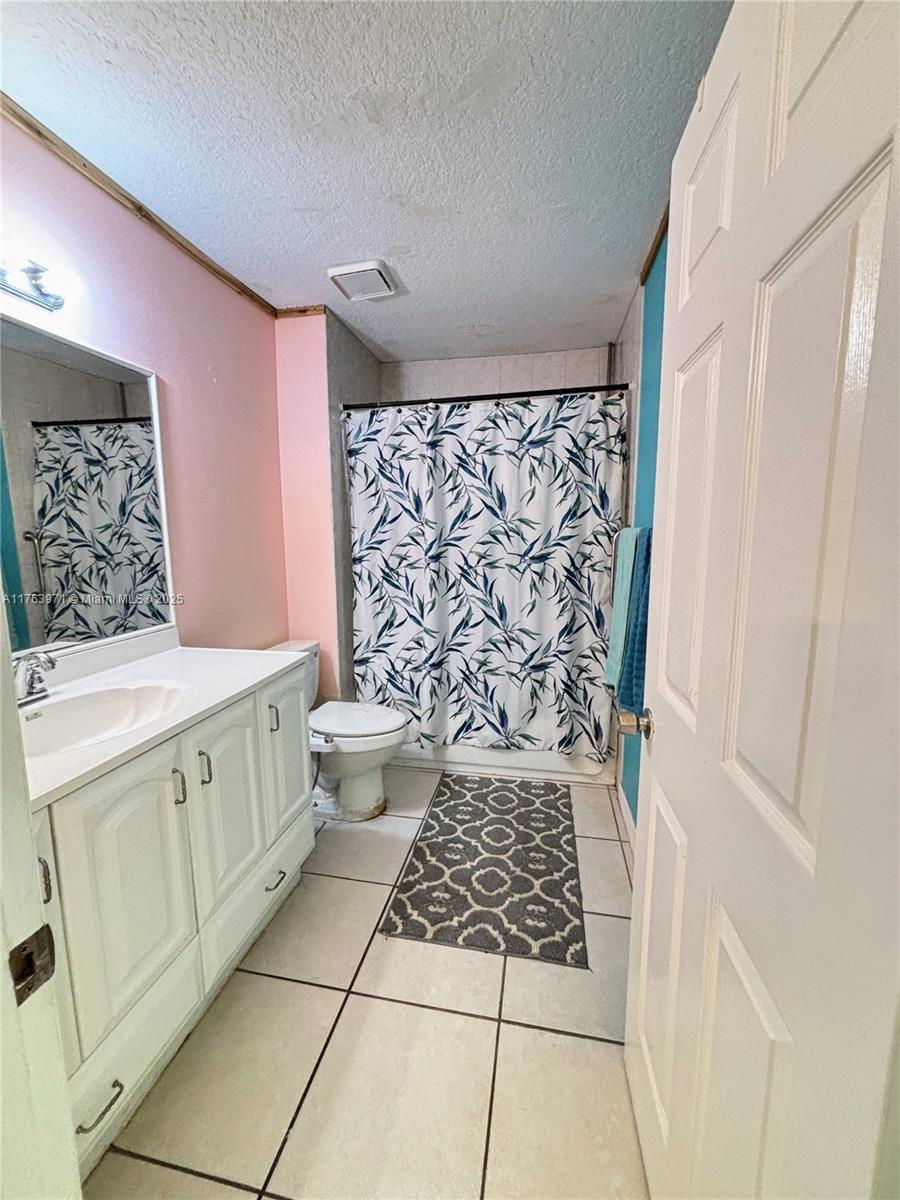 313 SE Yardley Ter, Port St. Lucie