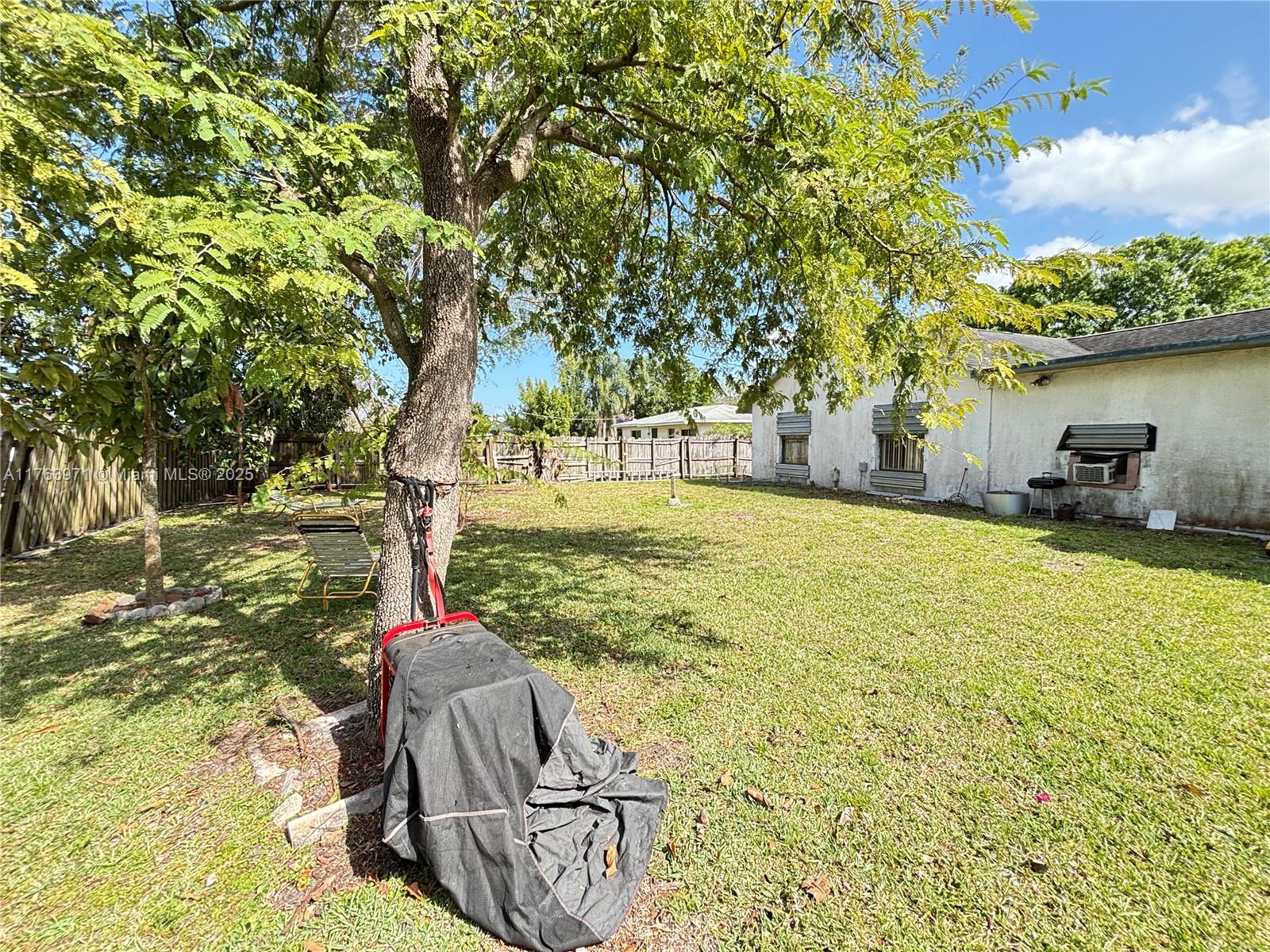 313 SE Yardley Ter, Port St. Lucie