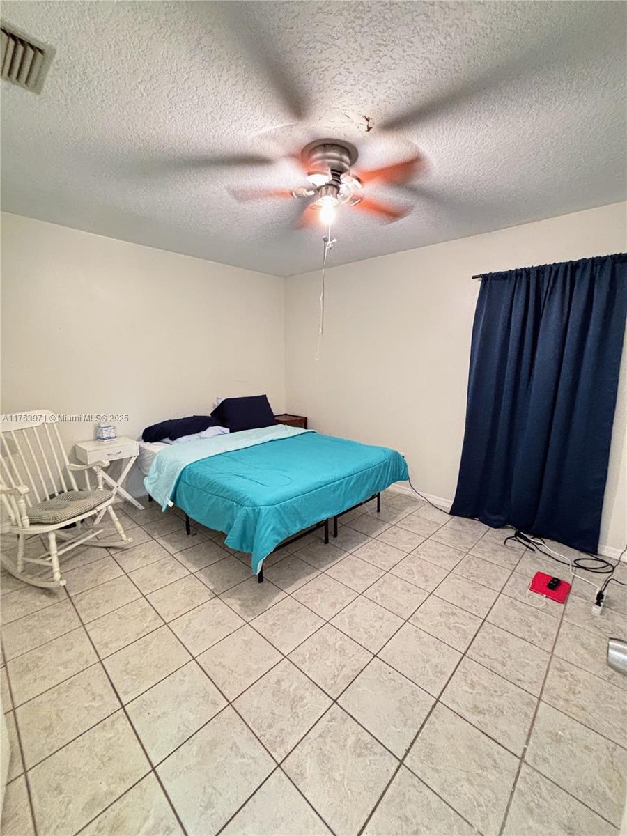 313 SE Yardley Ter, Port St. Lucie