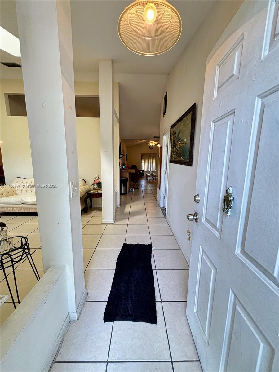 313 SE Yardley Ter, Port St. Lucie