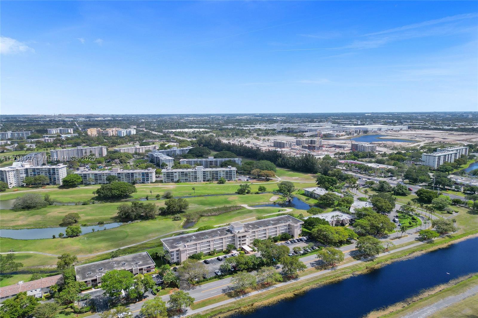 2651 S Palm Aire Dr # 402