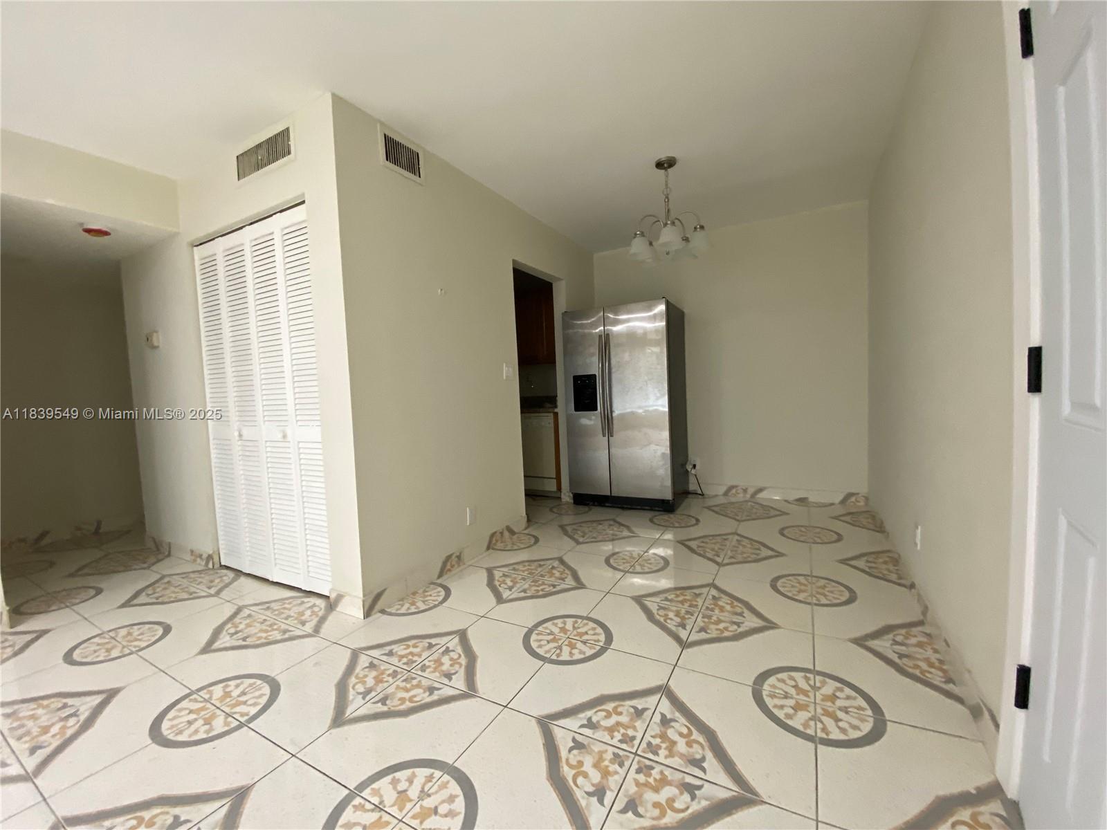 2607 NW 39th Ter # 204