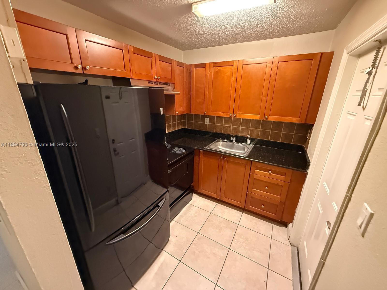 4251 NW 5th St # 114