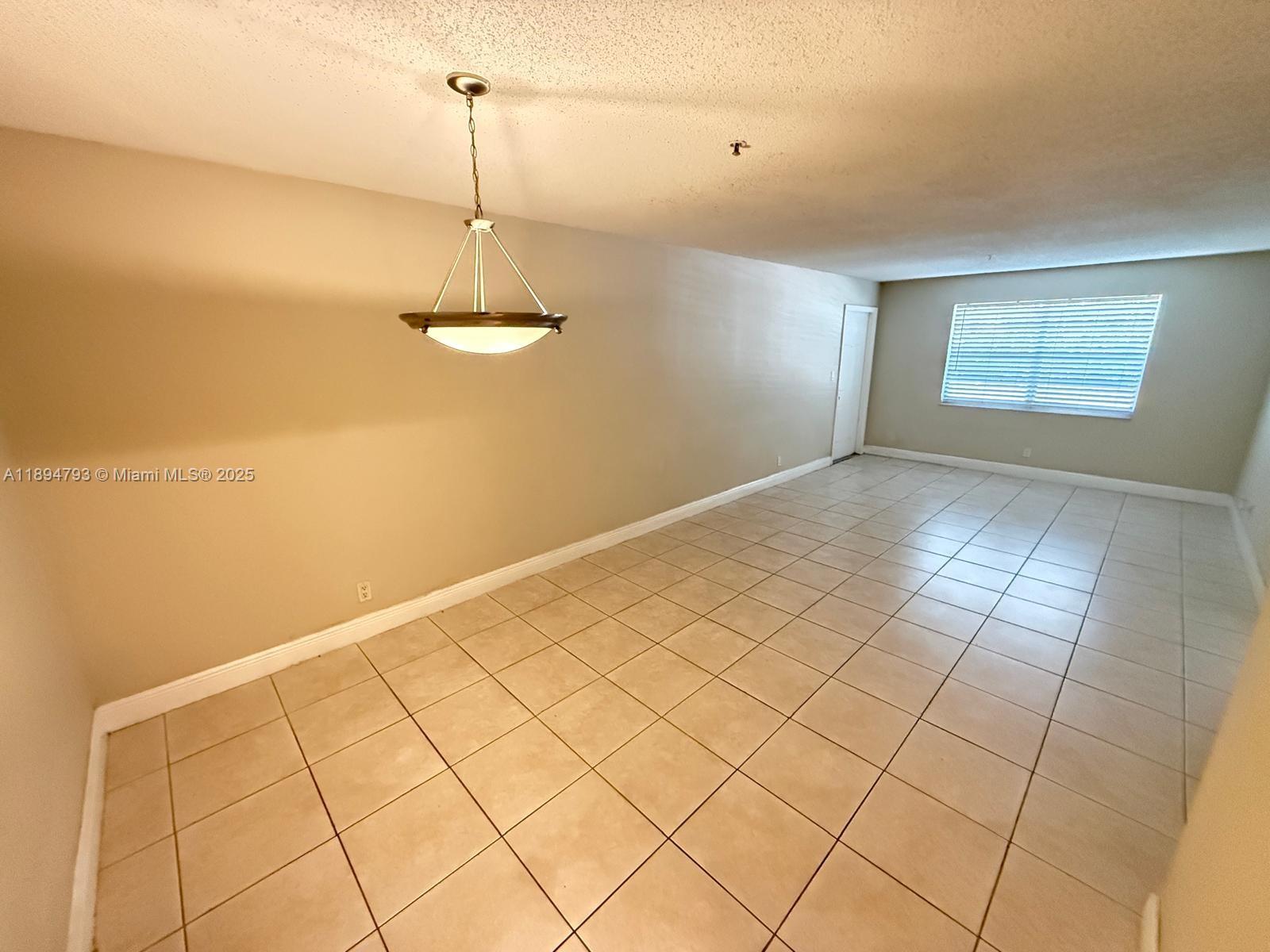 4251 NW 5th St # 114