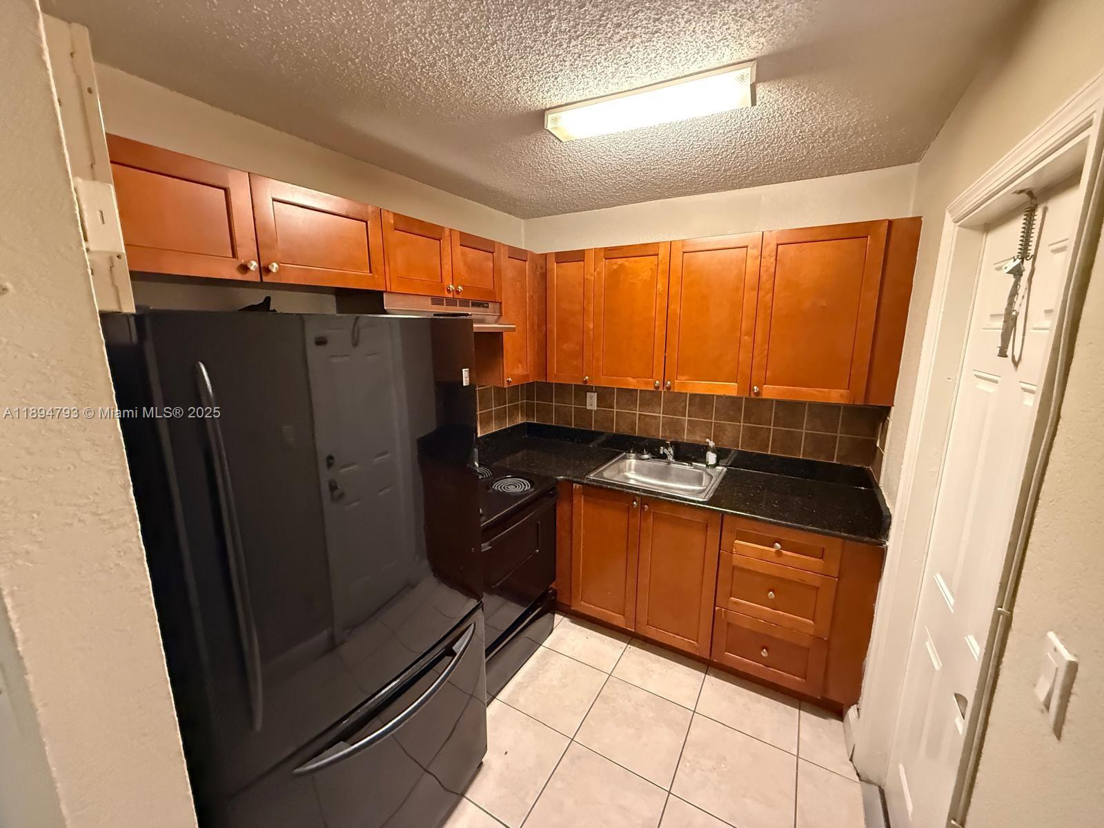 4251 NW 5th St # 114