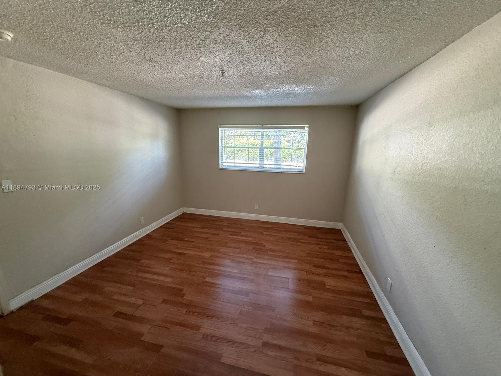 4251 NW 5th St # 114