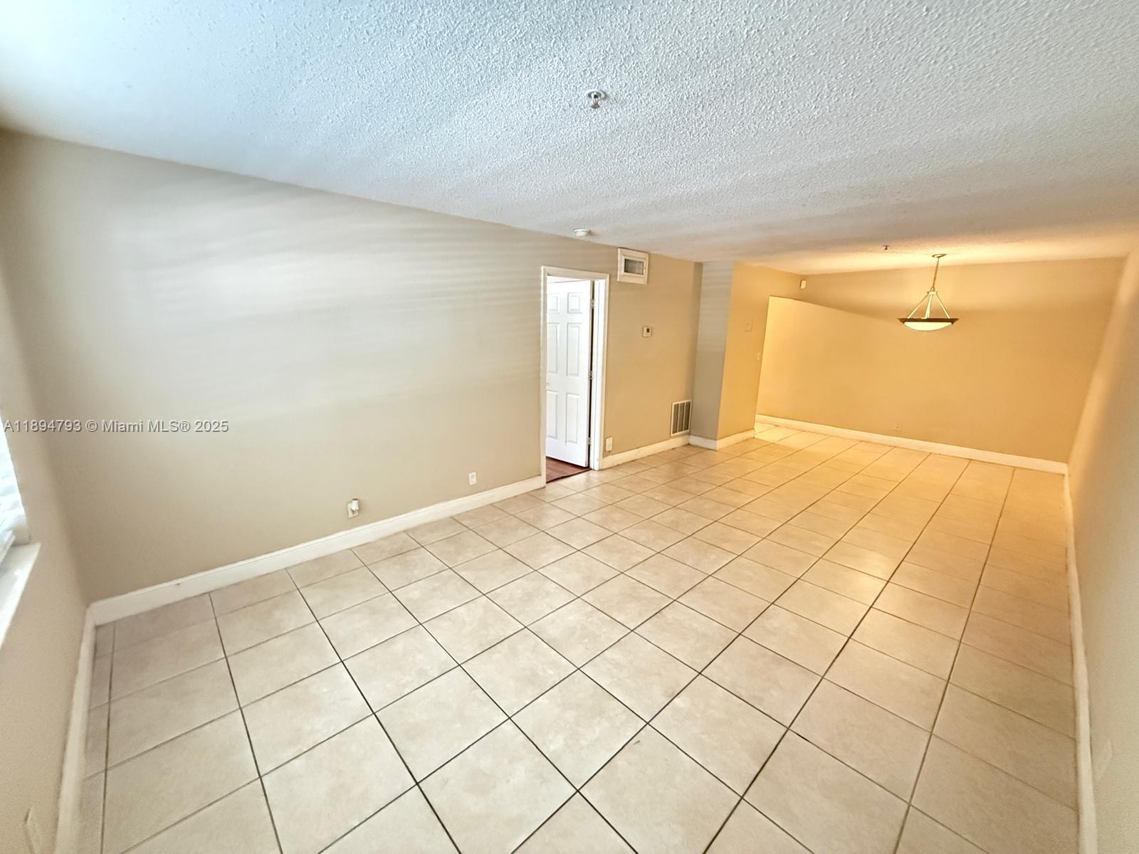 4251 NW 5th St # 114