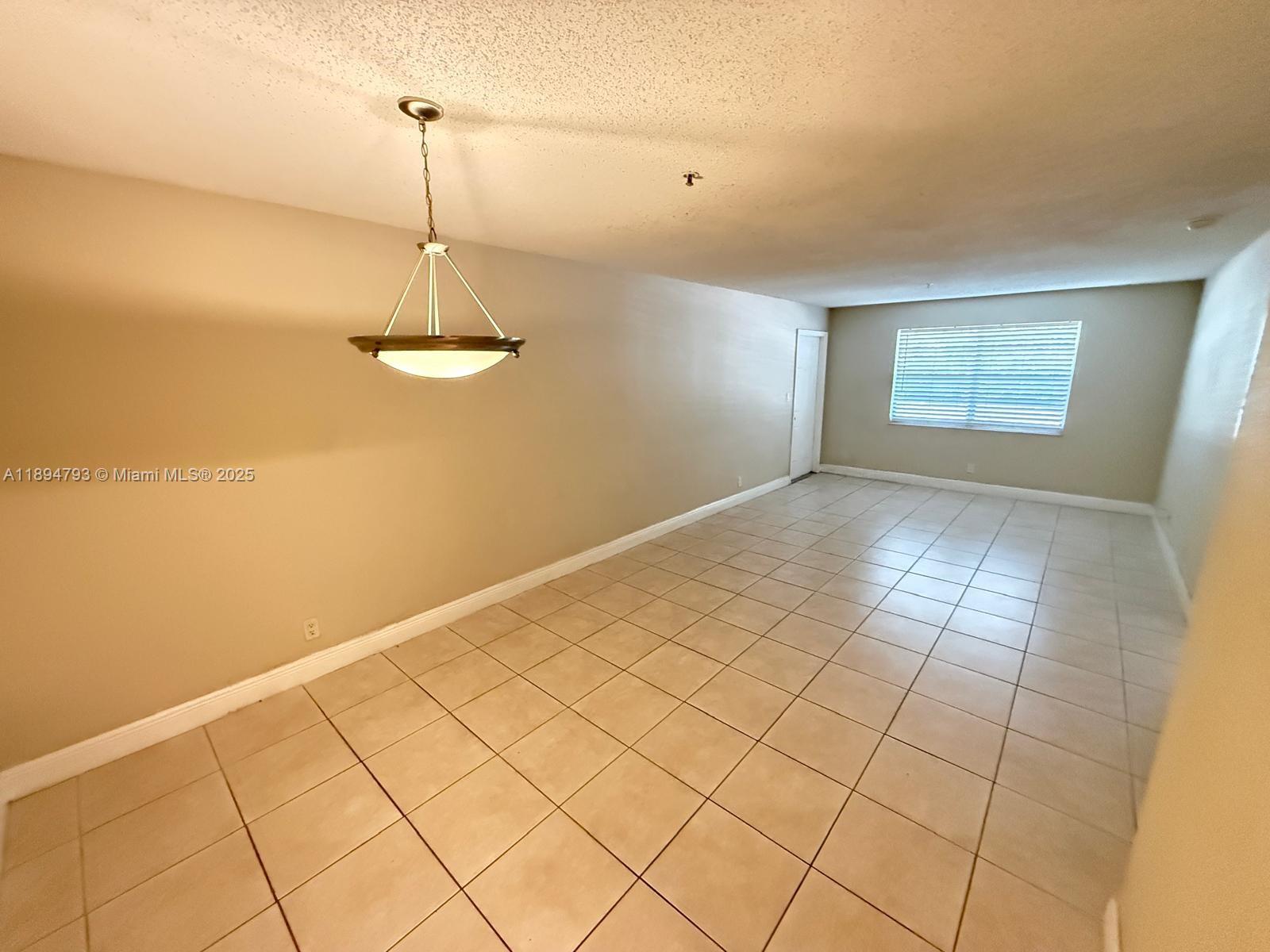 4251 NW 5th St # 114