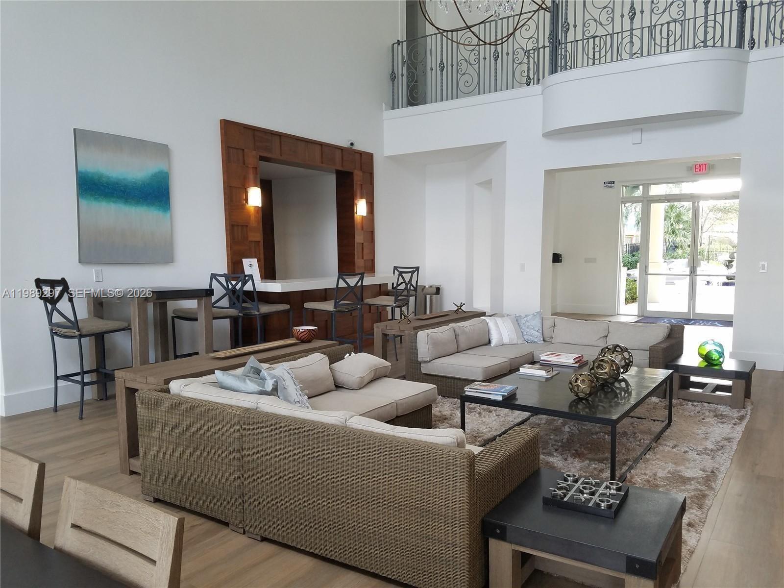 3255 NE 184th St # 12509