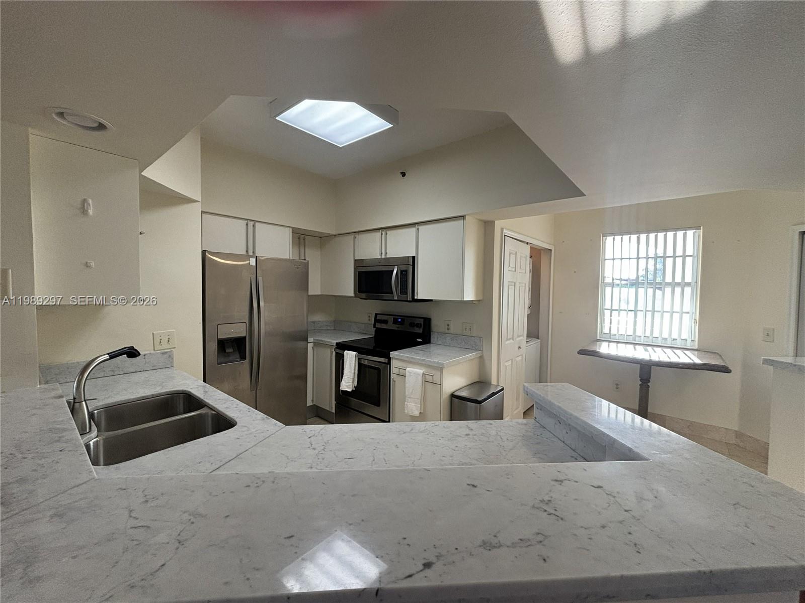 3255 NE 184th St # 12509