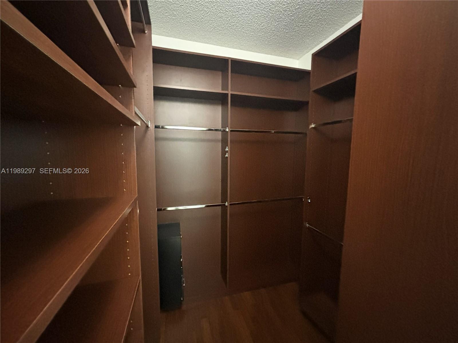 3255 NE 184th St # 12509