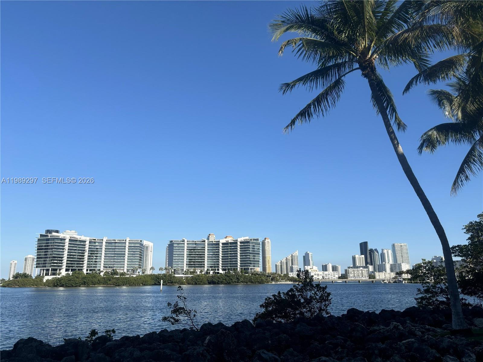 3255 NE 184th St # 12509