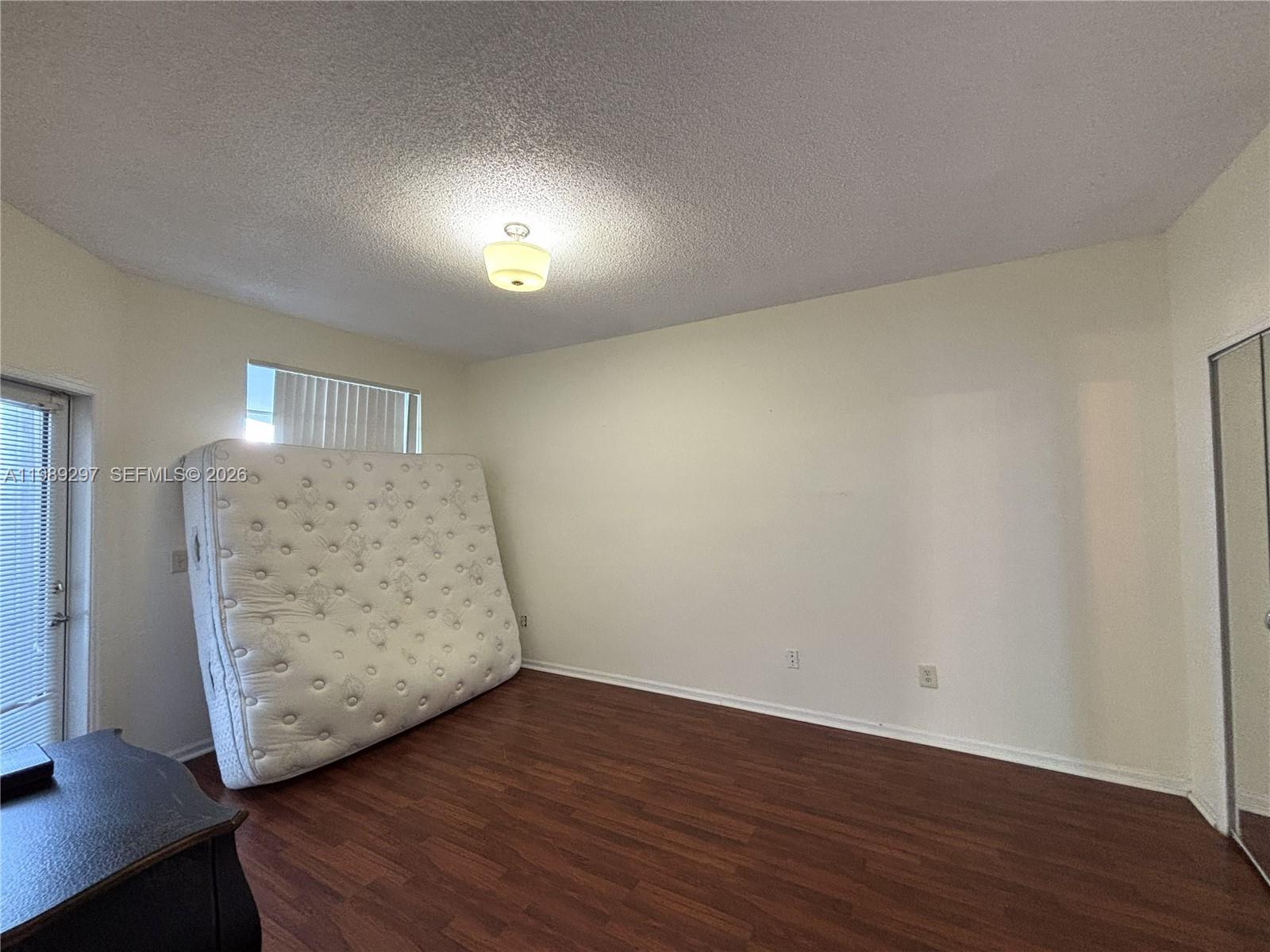 3255 NE 184th St # 12509