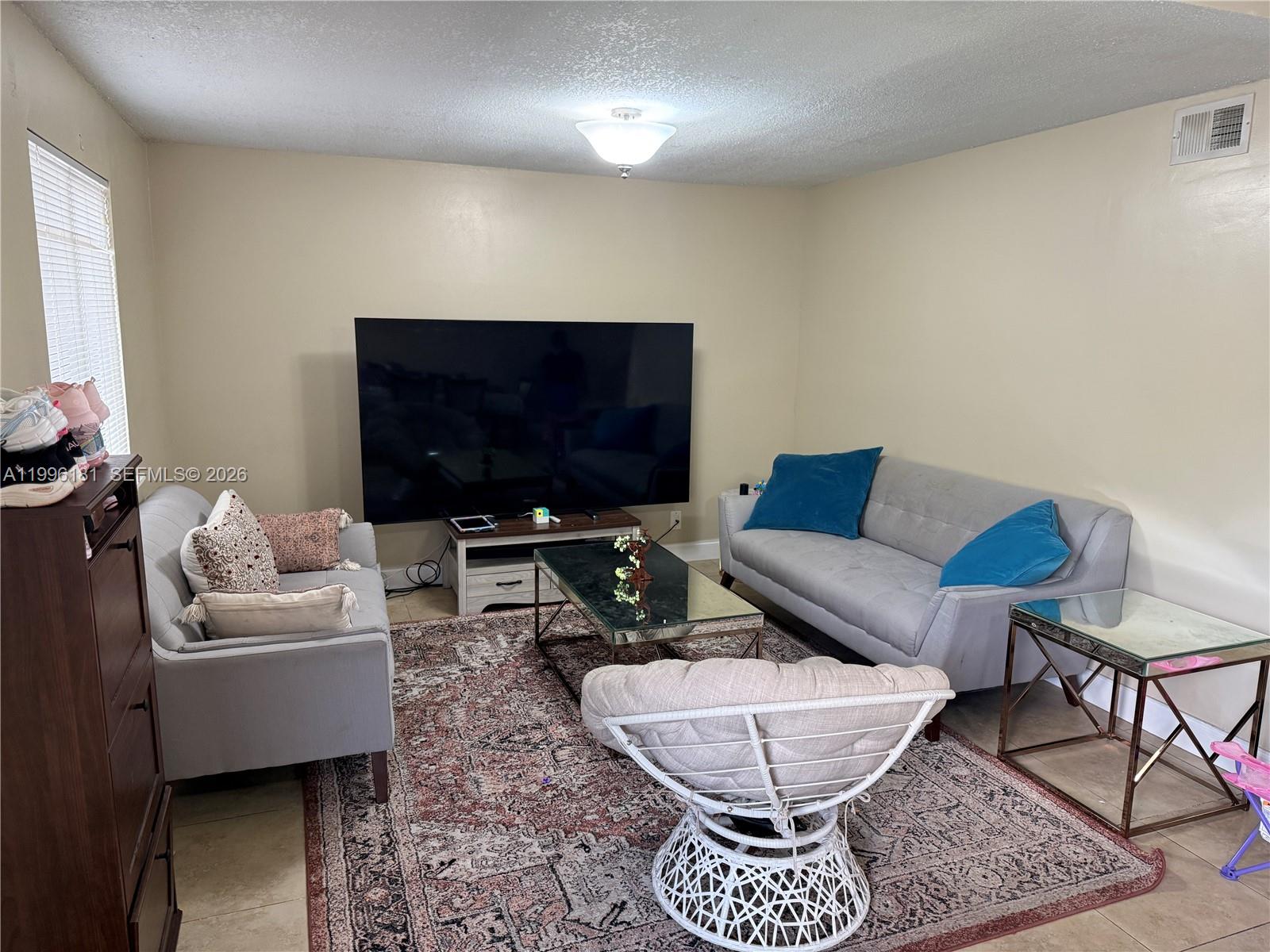 11109 NW 37th St # 11109