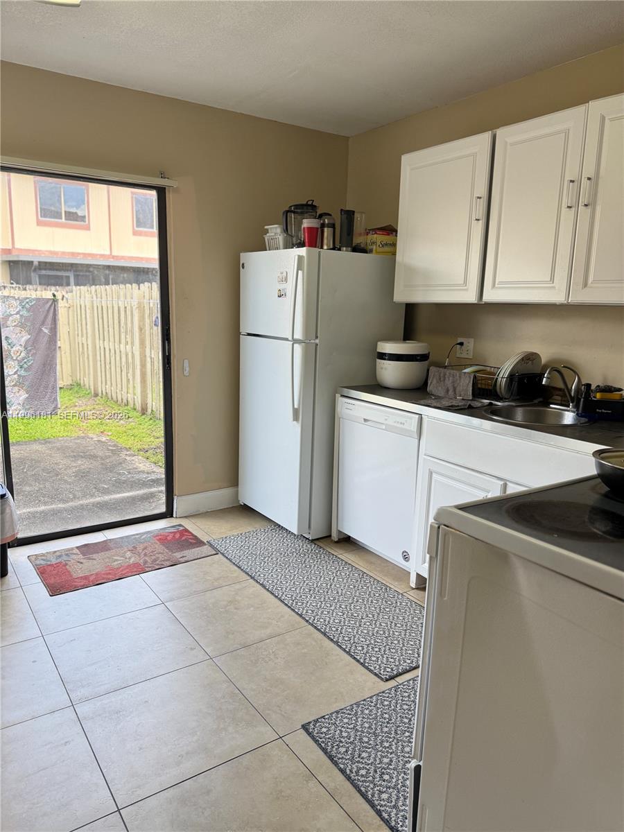 11109 NW 37th St # 11109