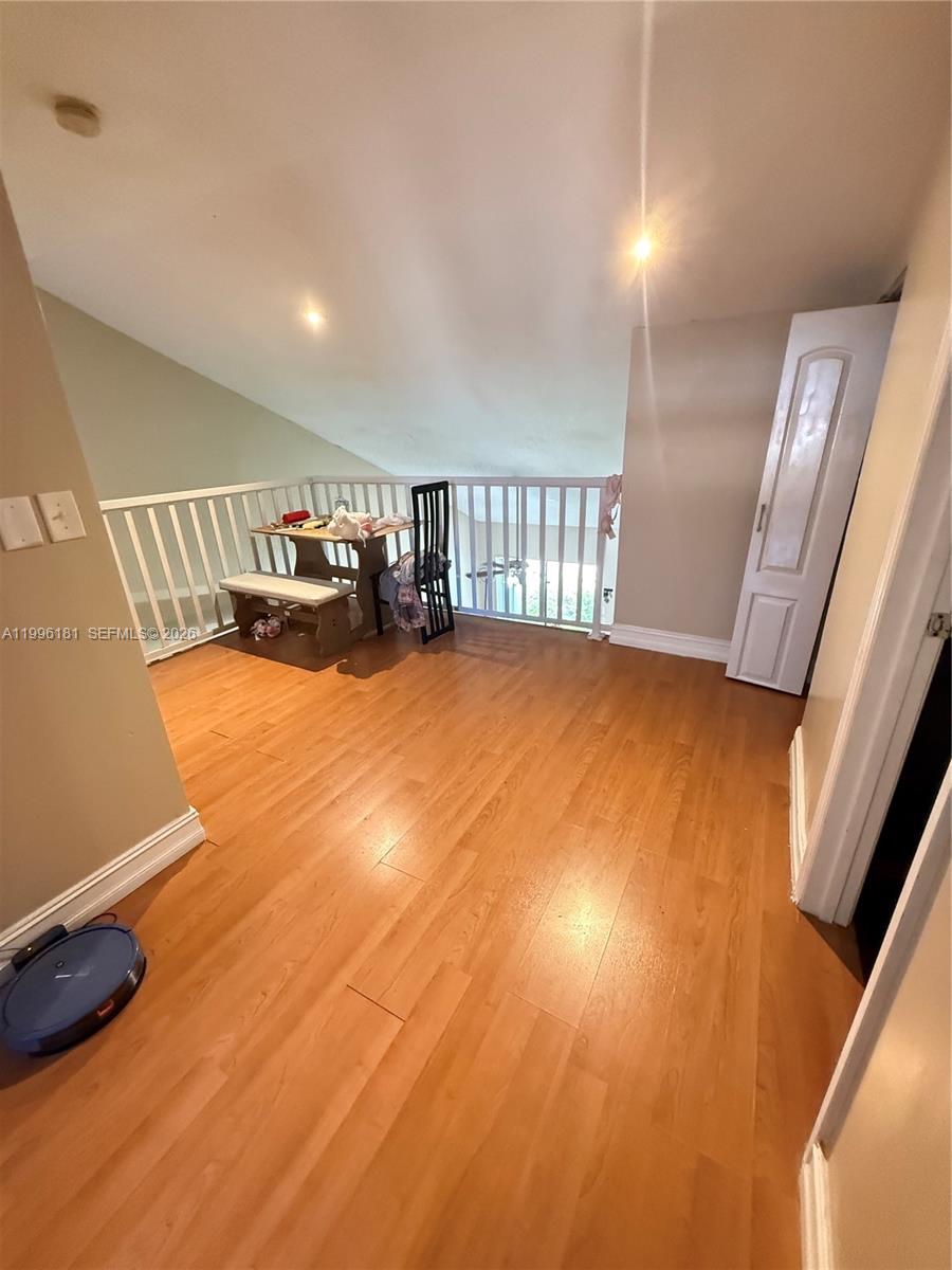 11109 NW 37th St # 11109