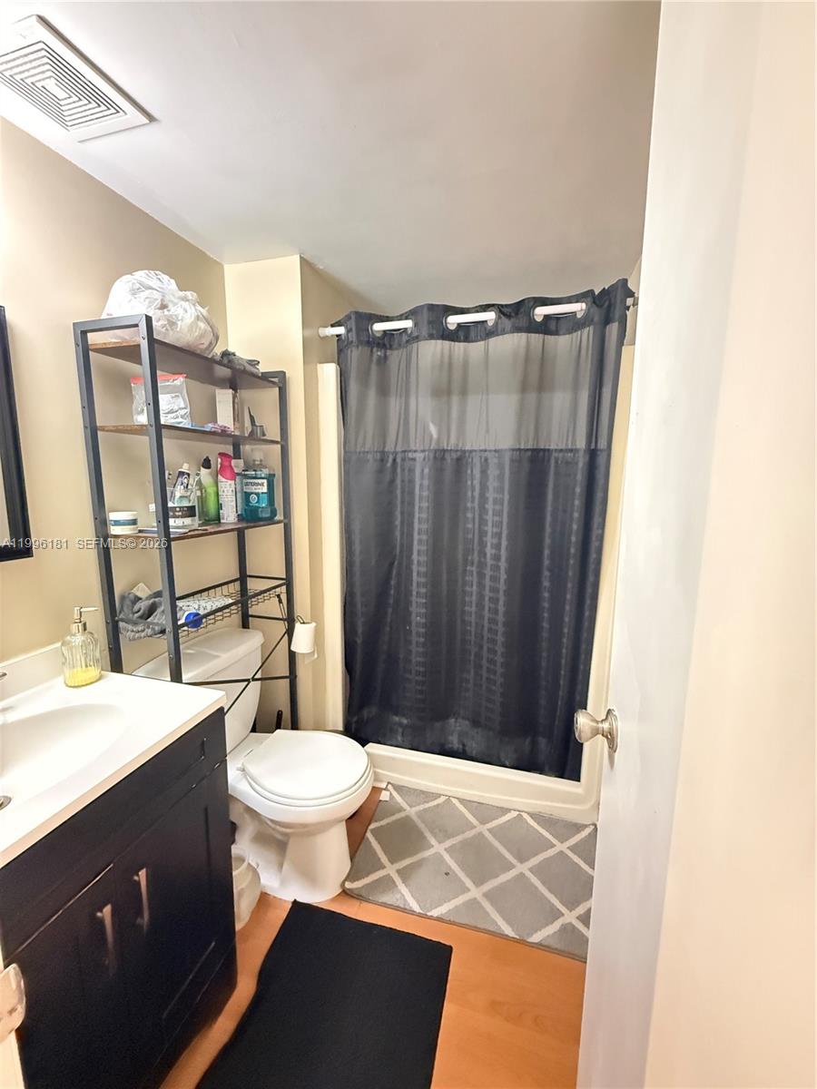 11109 NW 37th St # 11109