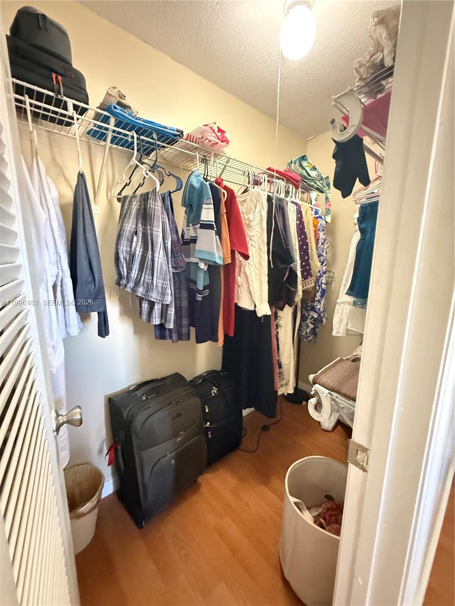 11109 NW 37th St # 11109