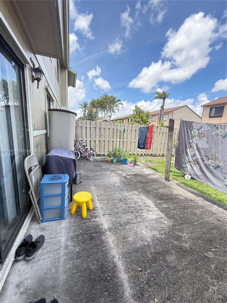 11109 NW 37th St # 11109