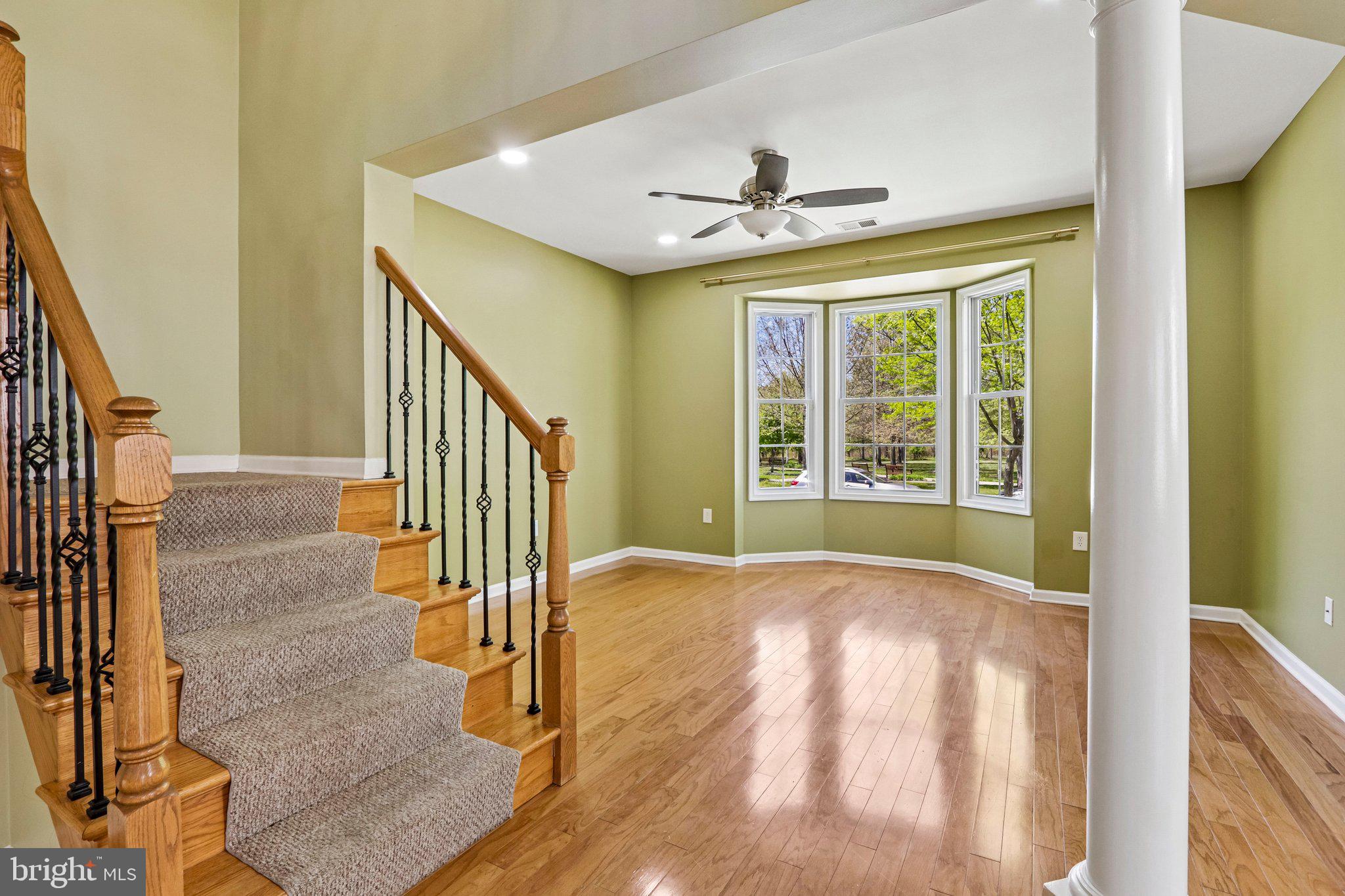 7 HORSESHOE PLACE