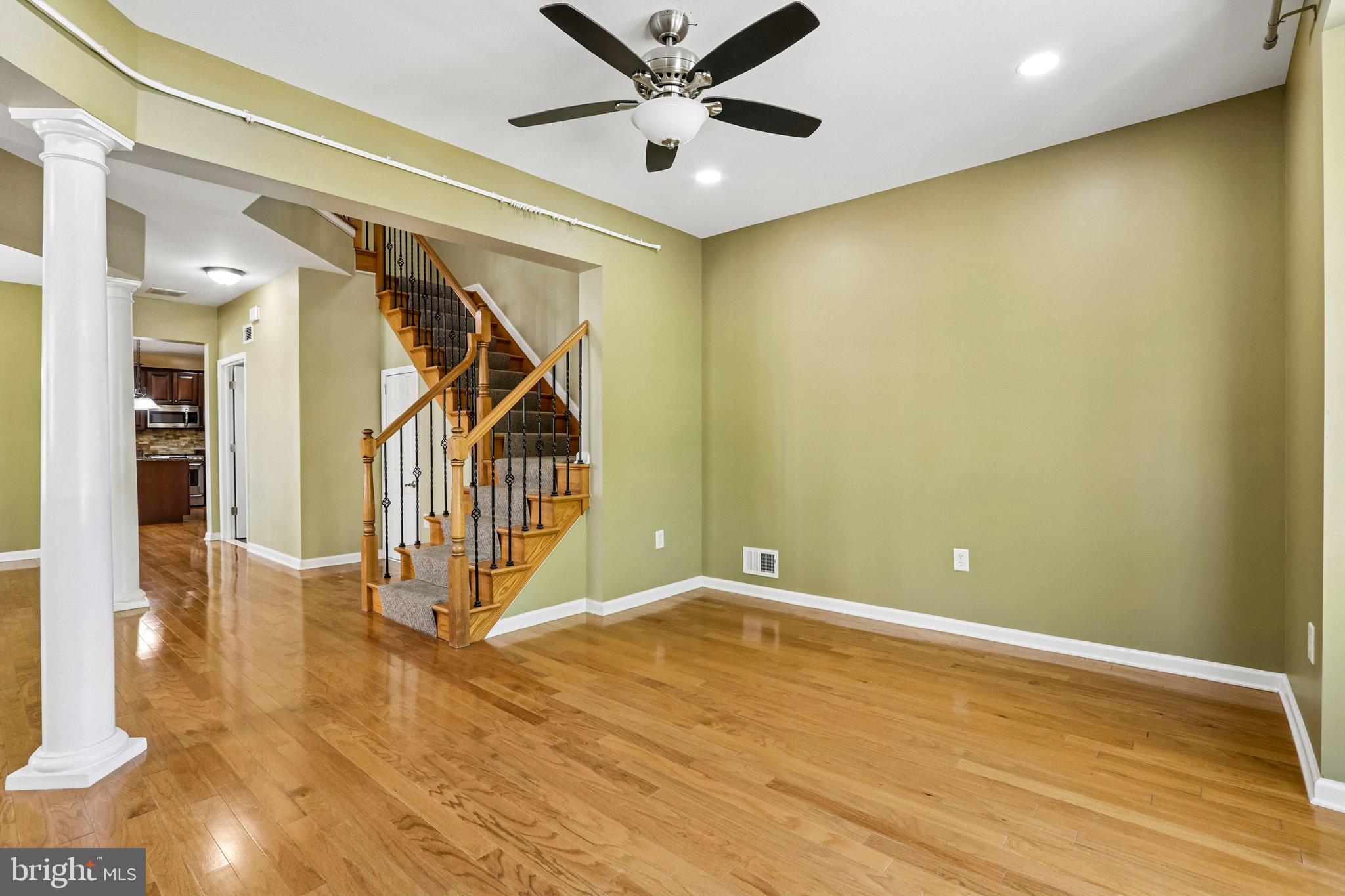 7 HORSESHOE PLACE