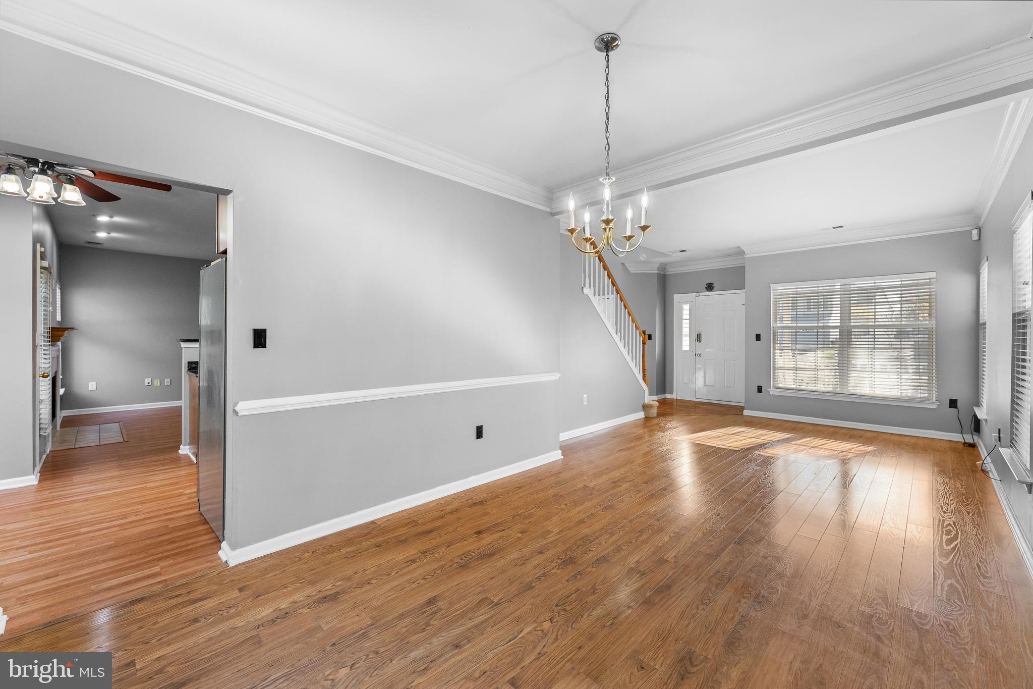 25 BROWNSTONE RD