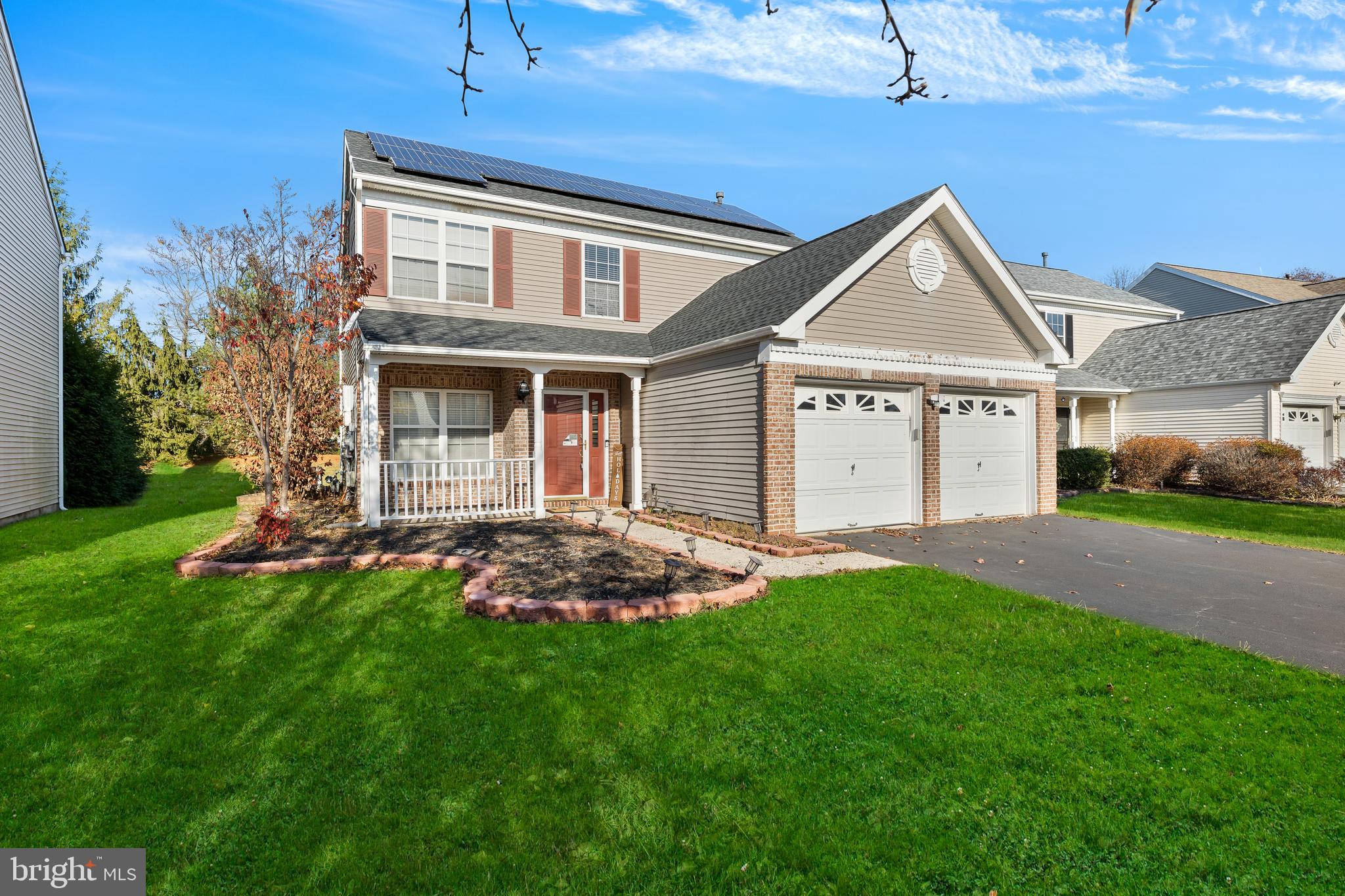 25 BROWNSTONE RD