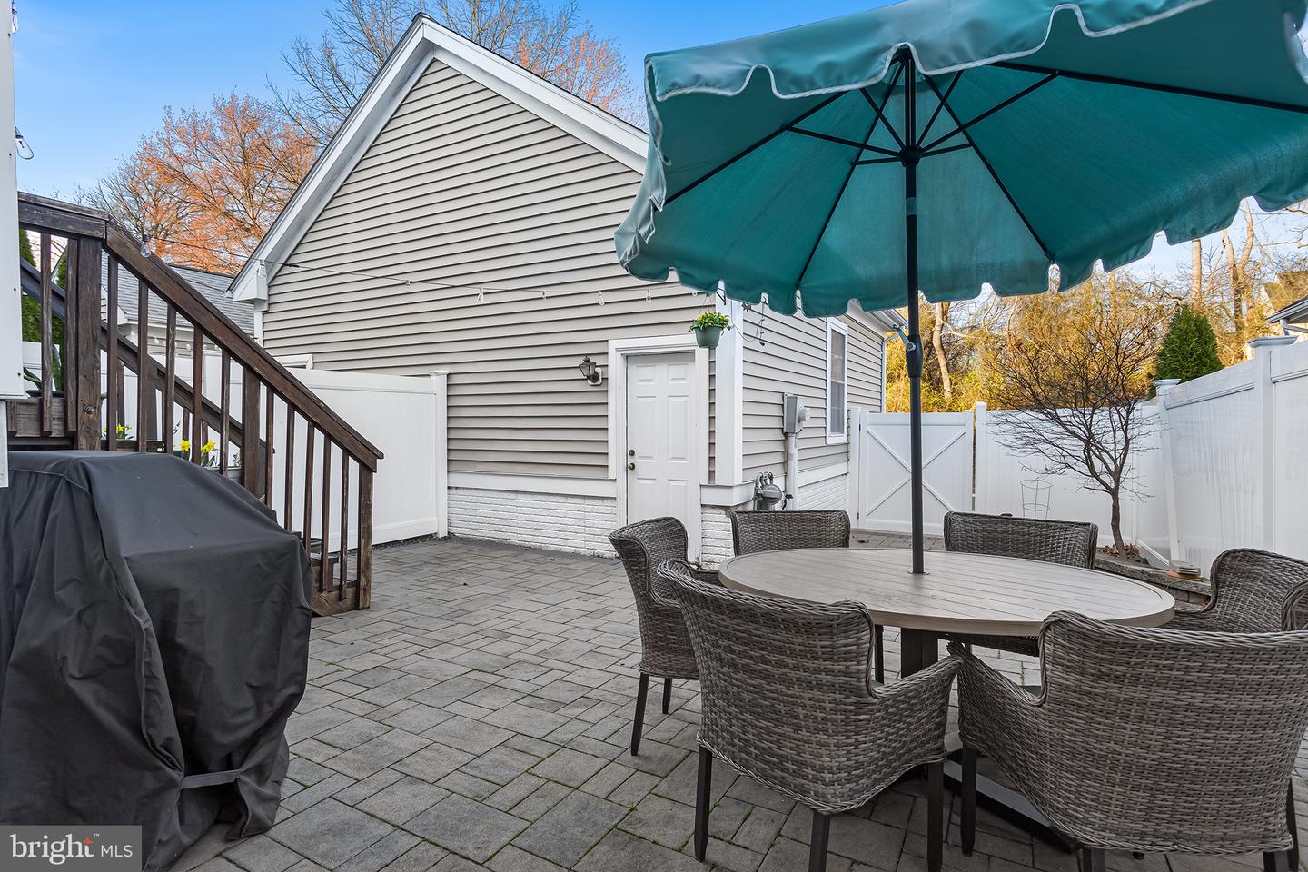 55 Malsbury St