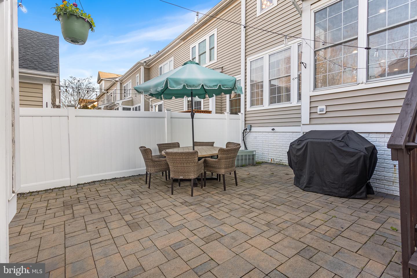 55 Malsbury St